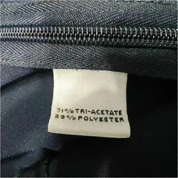 Cropped Pants by St. John Collection - Women's Luxury Fashion - Summer Style - Picture 4 of 4